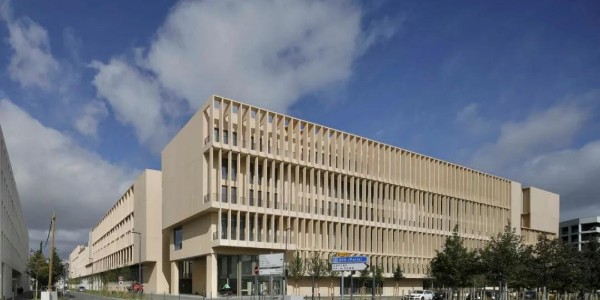 Grafton Architects 新作：巴黎高校園區(qū)，五院連三校