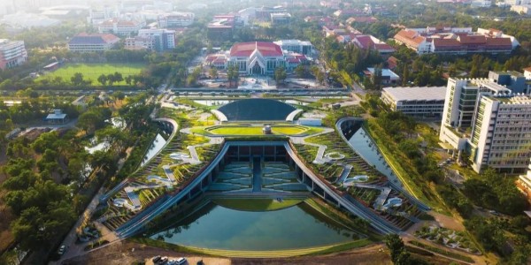 2020 A + Awards特別榮譽(yù)獎(jiǎng)：亞洲最大的有機(jī)屋頂農(nóng)場