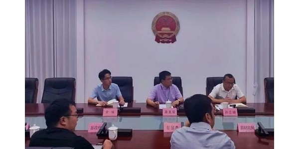 貴陽院遇見中江縣！不吃又不喝，經(jīng)濟(jì)要滑坡——中江表妹